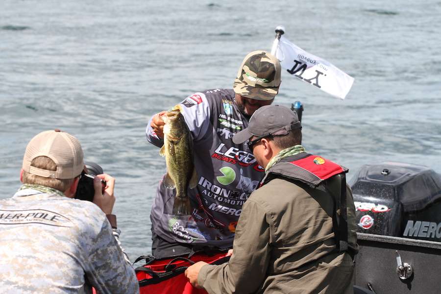 Behind the scenes at Second Chance weigh-in - Bassmaster
