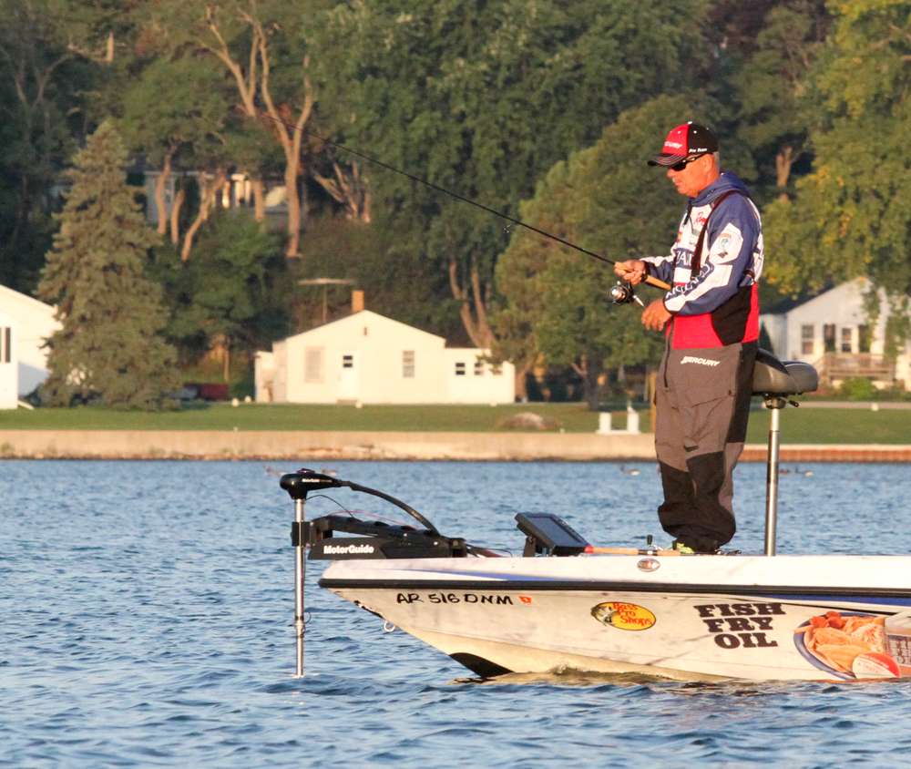 Many would leave for bigger water, but I stayed in the Bay and looked for some fish catching action. Scott Rook would be a familiar face to me. 