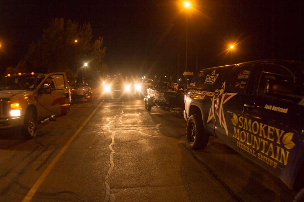 The Elites arrive bright and early for the first day of the 2015 Toyota Angler of the Year Championship.
