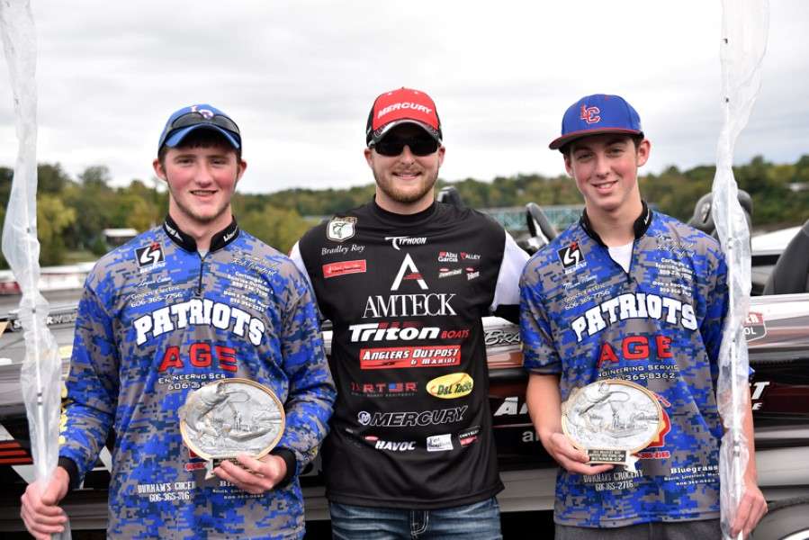 Second place anglers from Lincoln County, Mason Moore and Logan Estes.