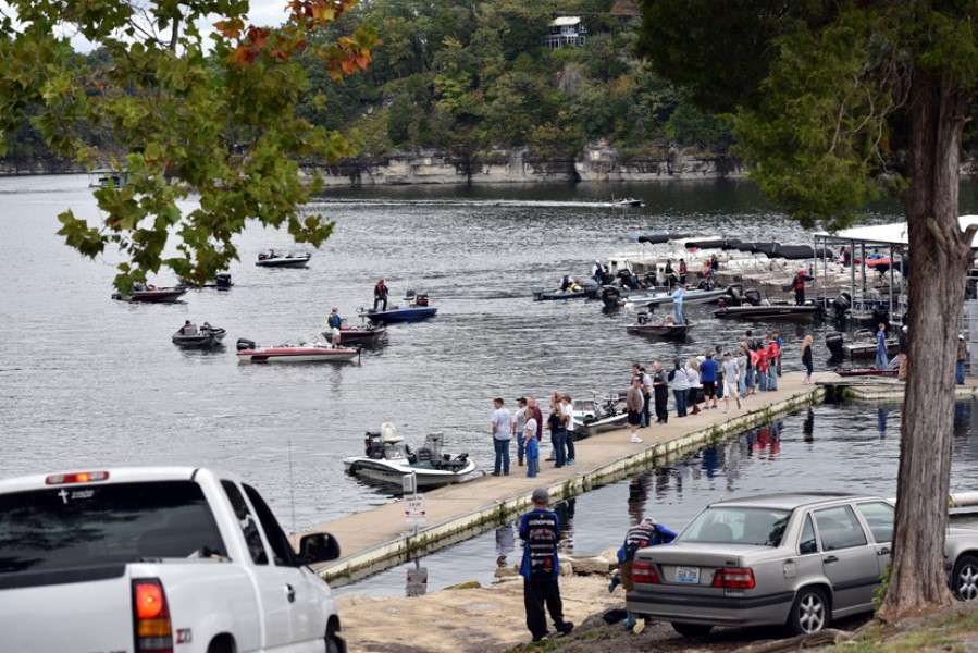 Boats return to Chimney Rock Marina for weigh-in.