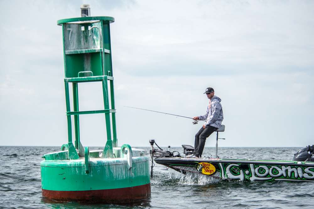VanDam checked a few more spots including a channel marker, but then headed north. âHopefully up there I can get a few more fish to close out this limit. I need it.â