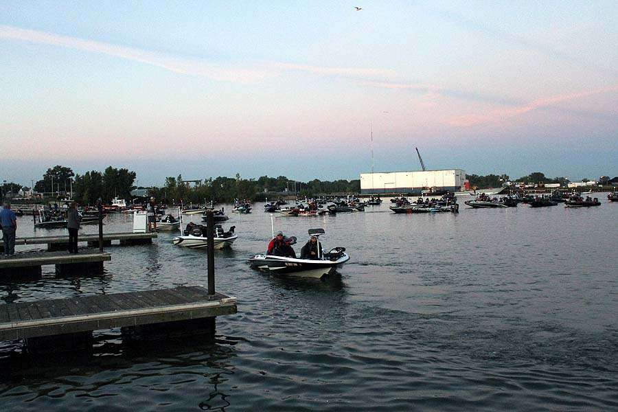 The anglers predict the lake will produce well under the relatively calm conditions for Erie. 