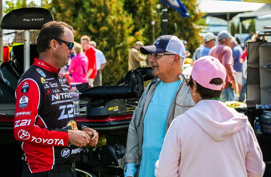 Kevin VanDam is making his way to all his sponsor booths.