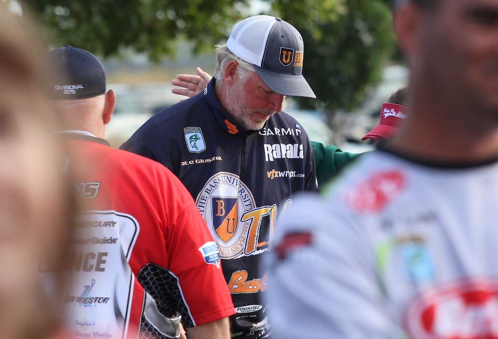 Only two anglers left on the pro side, and Pete Gluszek is one of them. 