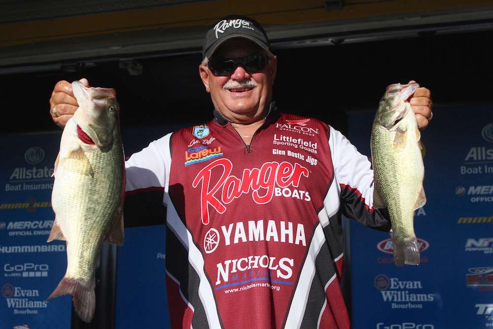Co-angler John Diffee sits in 2nd with 9-3.