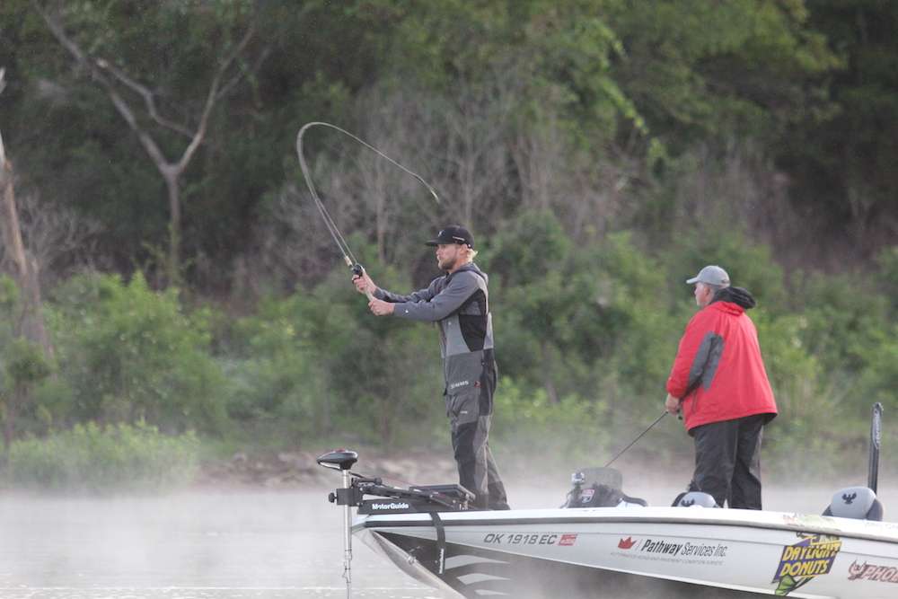 As the top water activity dies down, Elam moves to a bottom bait. 