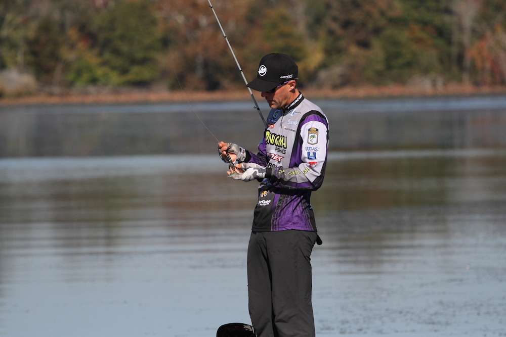 Martens shows off his flipping and punching setup for the day. This included a heavy tungsten weight, a Gamakatsu heavy cover flipping hook and a Strike King Rodent.