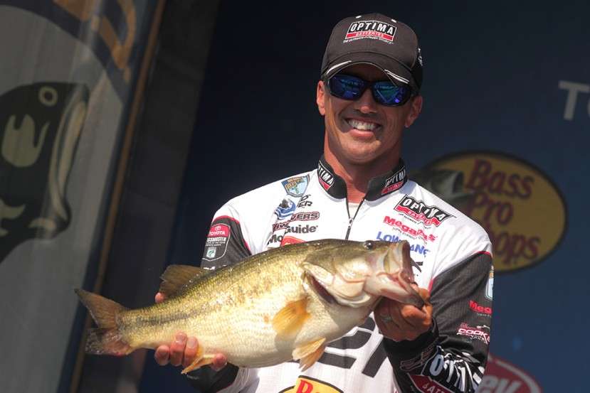 Evers wound up winning by 3 pounds as he secured his ninth Bassmaster victory, scaring the Century mark with 97-4.

