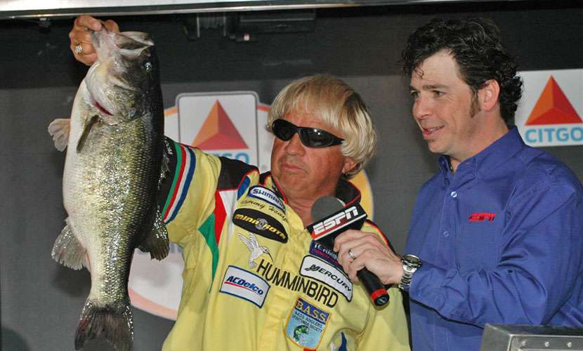 Houston fished in the inaugural Elite season in 2006 before competing in FLW events the past decade. He said he considers being the oldest competitor to qualify for the FLW Championship as a pretty great accomplishment.