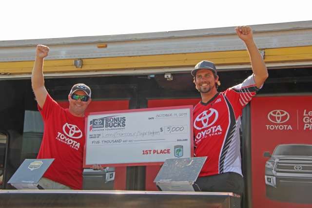 But the team of Lenny Francoeur and Taylor Gleghorn hauled home the ultimate check at the 4th Annual no entry fee Toyota Bonus Bucks Owners event. Yep, No Entry fee â and they won $5,000!
