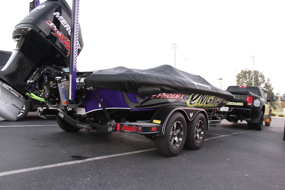 Time to ship off to the boat ramp to start our day on the water with the 2015 Toyota Bassmaster Angler of the Year, Aaron Martens.
