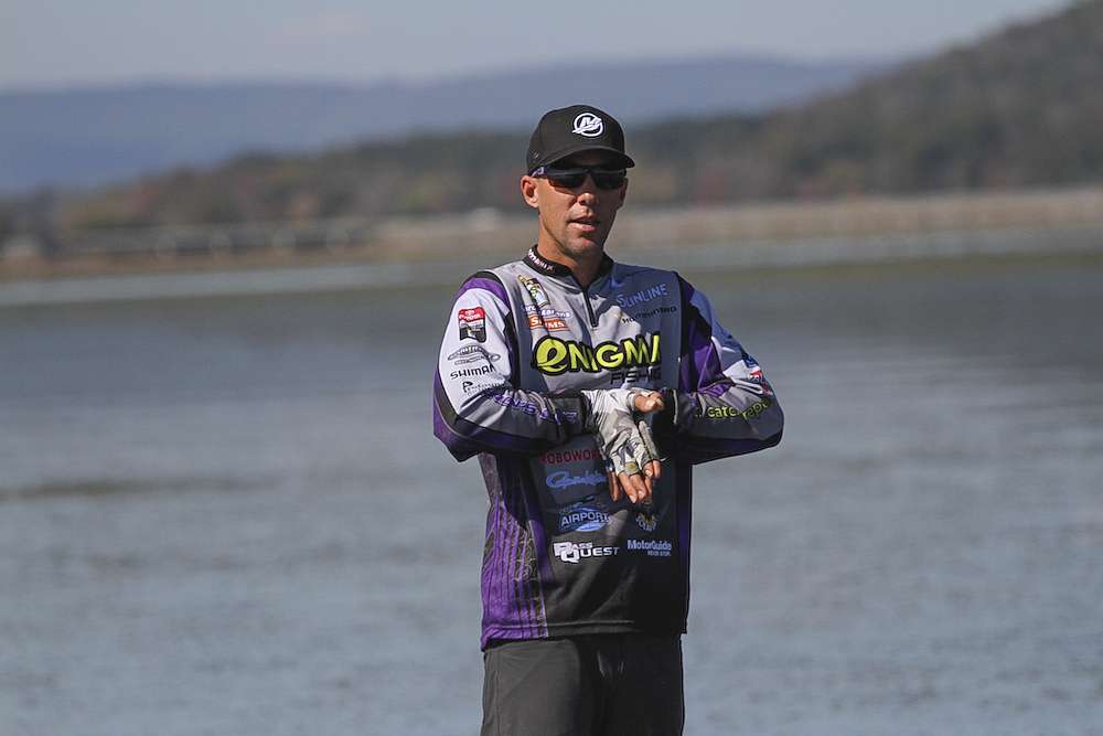 Aaron Martens is one of the fittest, if not the most fit, anglers on the Elite Series, and he was able to fish as much as he did this year because he would do numerous stretches to make sure his wrists, fingers and other muscles were properly stretched.