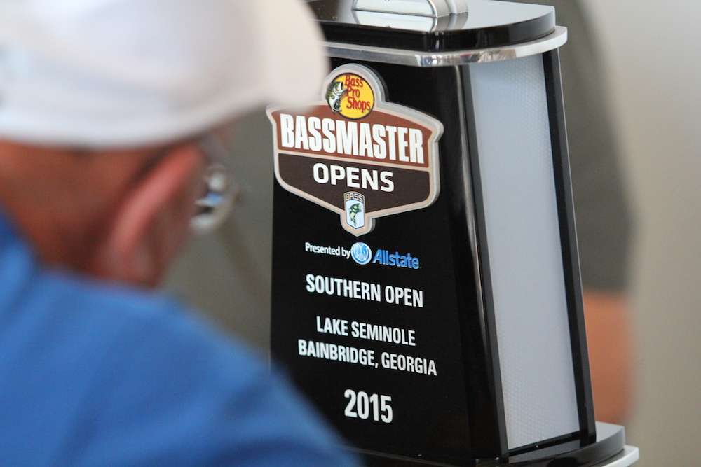 The final Bass Pro Shops Bassmaster Open of the 2015 season gets underway at Lake Seminole as the anglers make their way through registration. 
