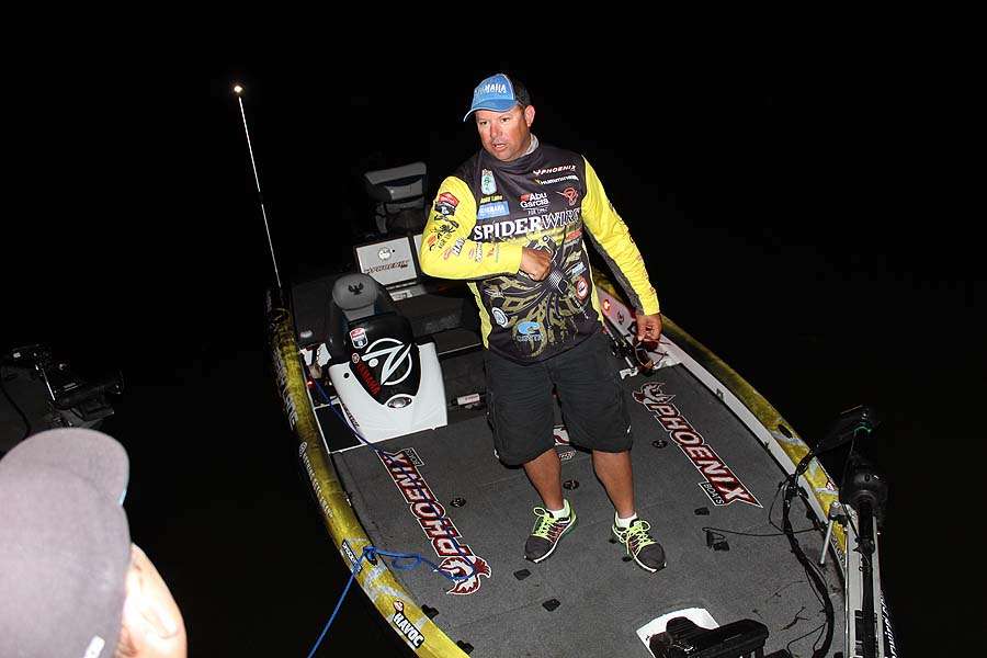 Bobby Lane is tenth going into the final day. Thatâs not a long shot for this angler skilled at catching bass from heavy, matted vegetation. 