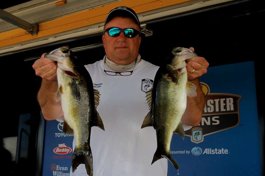 Marty Spears, co-angler (1st, 10-11)