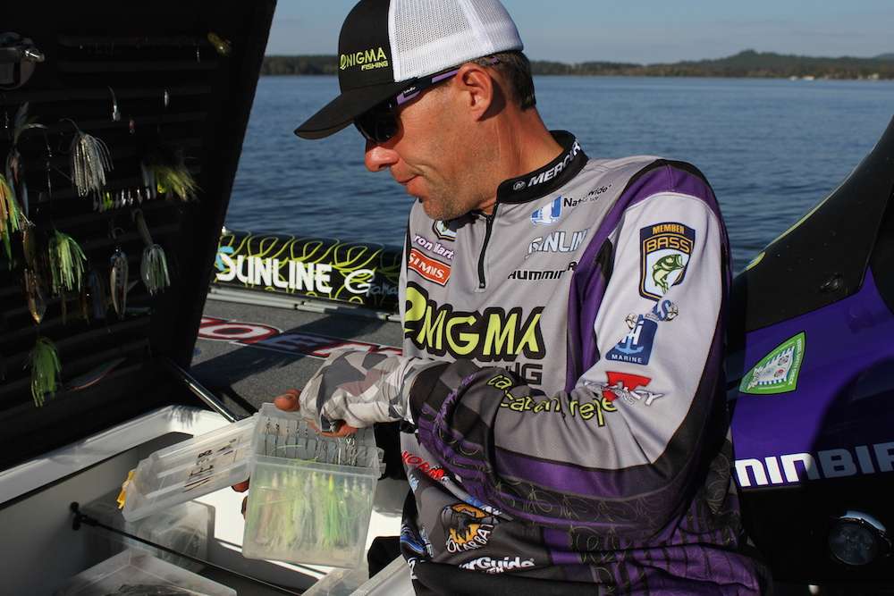 Aaron Martens digs through his boat to take you on a tour of some of the baits that helped him win his third Toyota Angler of the Year title.