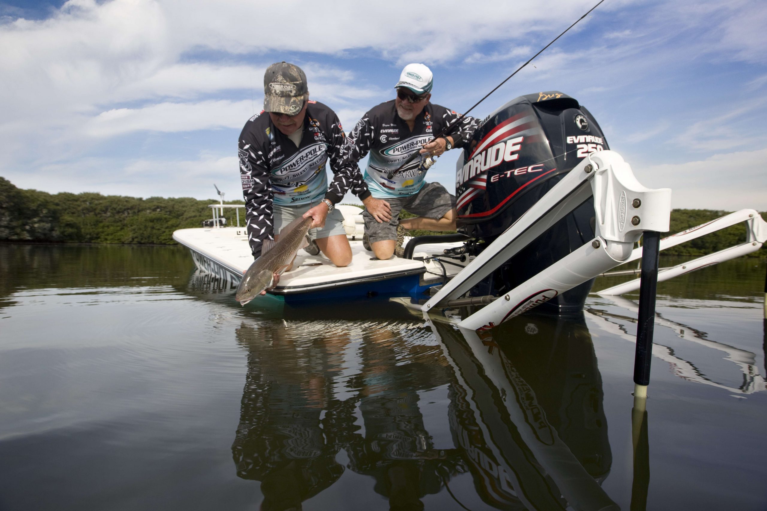 With a fully functioning production model in hand, John was anxious to test the market. Initially he targeted the pro redfish tour. Among the first to embrace the Power-Pole concept were sibling pros, Bryan and Greg Watts. That was back in 2000.
