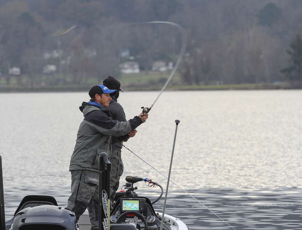 The Alabama anglers keep casting and working on their final two fish to fill their limit.