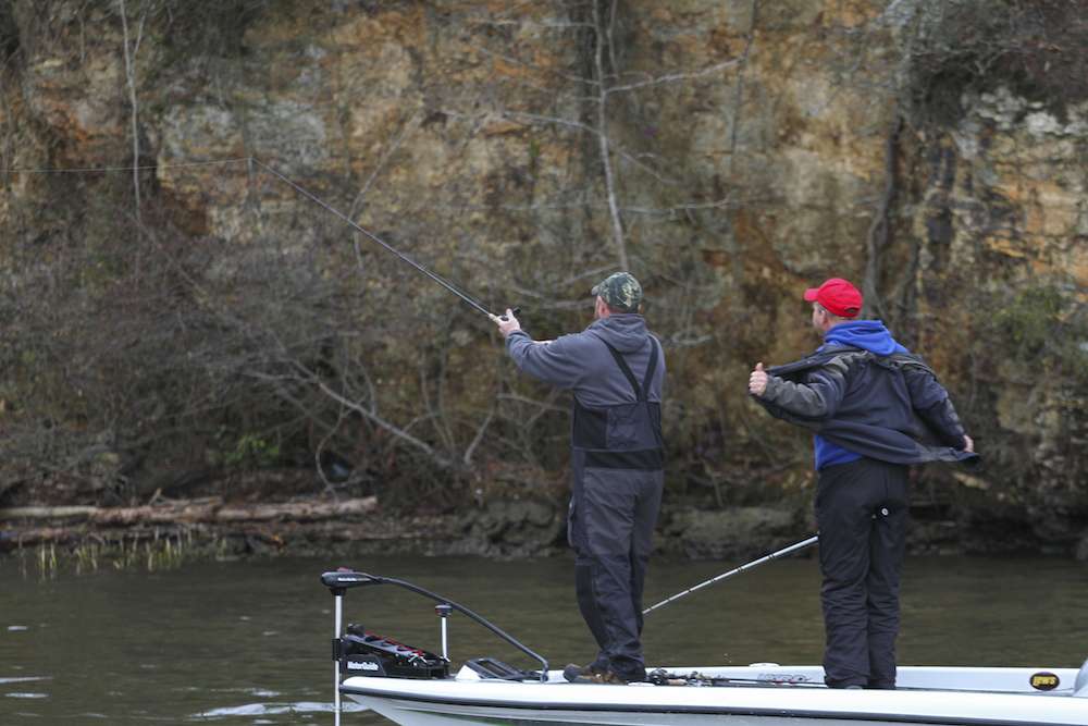 They will receive a 2-pound penalty, but they continued to fish and try to put the mistake behind them.