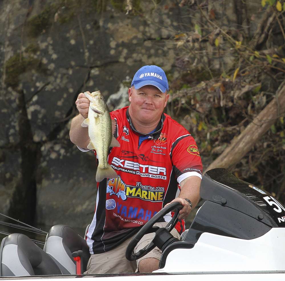 With Guntersville being stingy this morning, every little bit of weight helps.