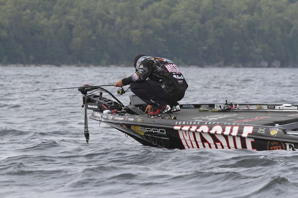 Having three panels allows Crews to utilize three different views at the same time. This allows him to watch his graph and efficiently see fish, while also maintaining a position on any given lake. In this photo, Crews fished a spot on Sturgeon Bay. Although he wasnât dropping vertically towards his target, he maintained a perfect distance from his waypoint in order to catch his fish. At the Angler of the Year Championship, Crews finished in 8th place.