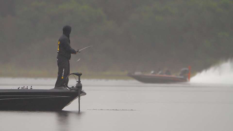 The best way to run the shallow areas of Lake Toho may be with the boat up on pad. 