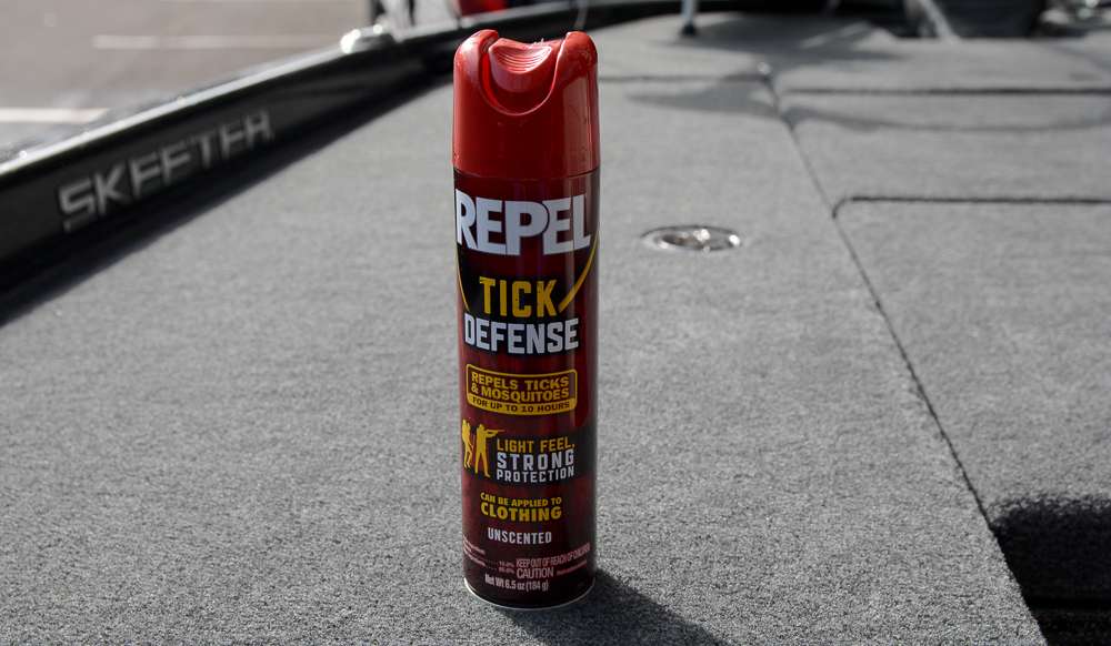 Being from Minnesota, Lo knows that keeping bug repellent on-hand is very important. 