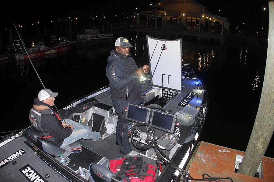 Ish Monroe readies his mat punching tackle for a day of power fishing. The California pro is 10th place after a steadily consistent performance all week. 