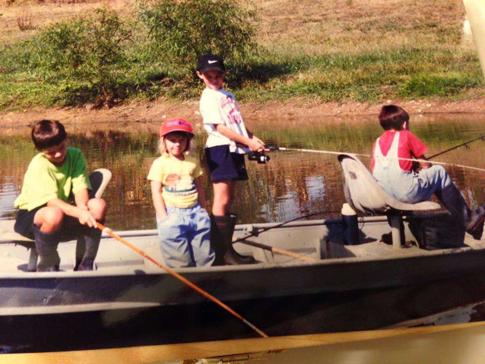 Jordan Lee, a former Carhartt College angler who finished sixth in the Guntersville Classic then had a great 2015 Elite season, finishing ninth in points, said he had an odd family pet when he was about this young. (Shown with older brother Matt and some cousins) âI had a pet beaver. We kept it for rehabilitation -- it even slept on the end of my bed! His name was Bob.â
