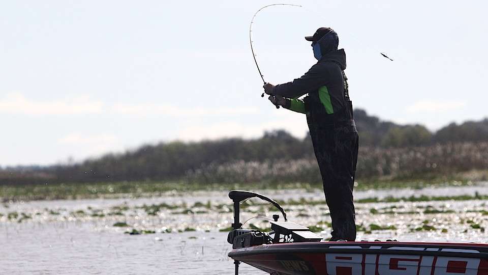 Knight said his big day on Thursday couldâve been an even bigger day because he went 1-for-3 on landing fish over 9 pounds. He brought one to the scales, but somehow lost the other two giants in the thick cover. A frog was key for his Day 1.