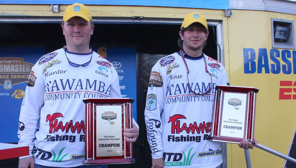 Russ Johnson and Hunter Schrock of Itawamba Community College win the 2016 Carhartt Bassmaster Southern Regional on Lake Martin presented by Bass Pro Shops with 35-9 for 3 days. 