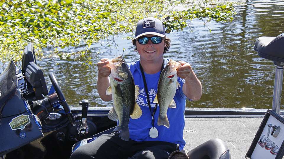 That's a great cull, bumping them up significantly and possibly sealing the deal. They are now in the region of 13 to 14 pounds. With a 4-pound lead coming into the day, someone would have to catch the biggest bag of the tournament to take the title away.