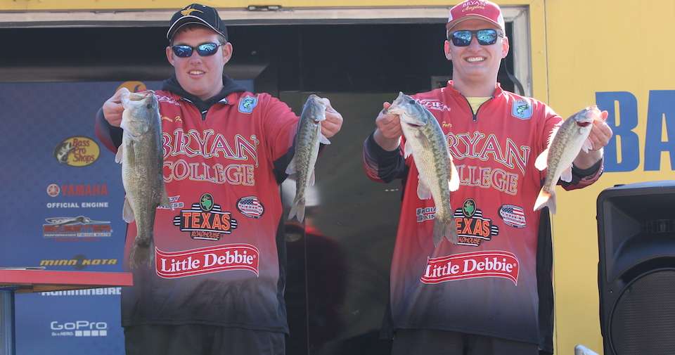 Conner Fogg and Chandler Fogg of Bryan College with 10-14 for 13th.