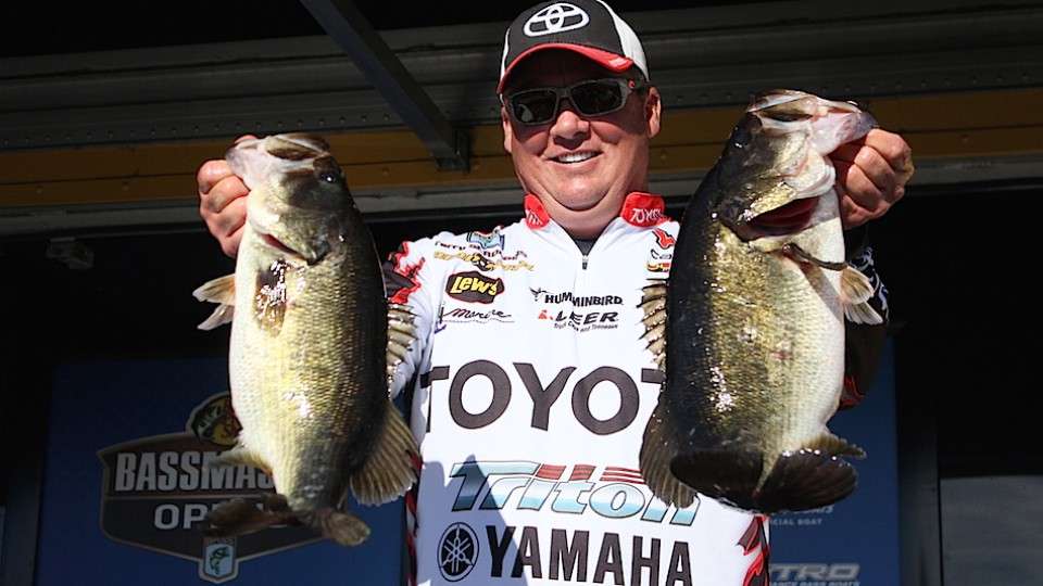 After Day 1 Terry Scroggins found himself in check range with just under 14 pounds, but on Day 2 he rebounded with a big bag. It propelled him up the leaderboard and into the final day of competition.