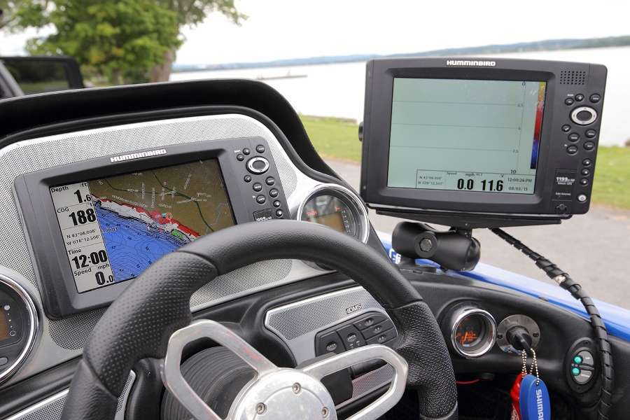 The Humminbird 999 in the console was mounted for deck mapping, and the 1199 side was utilized as a fish finder.