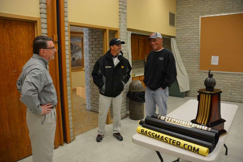 Edwin and Brent visit with Bill Keefer, City of Groveâs City Manager.