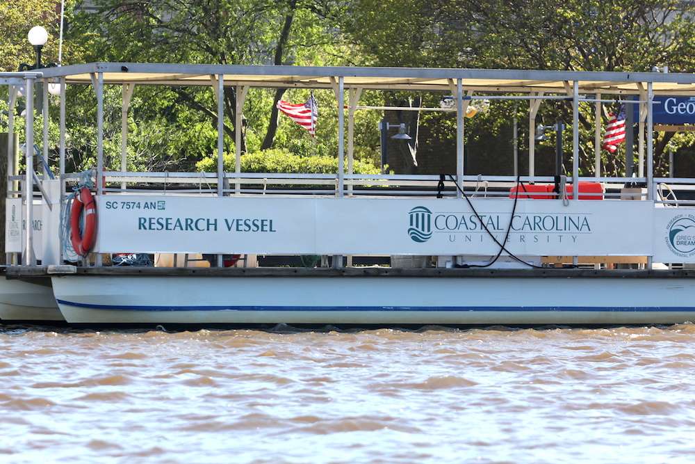 Coastal Carolinaâs research vessel