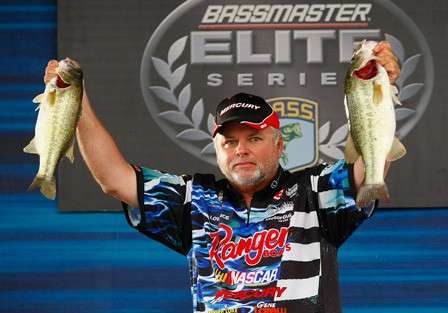 Through a series of flipping and pitching casts from a hidden cove, Tommy Biffle of Wagoner, Okla., accumulated 50 pounds, 13 ounces over three days to win the Wheeler Lake Elite in 2009. 