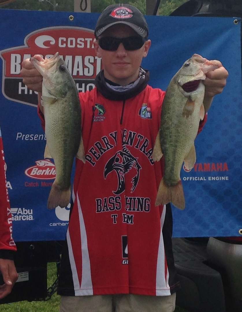 <b>Kentucky: Matthew Roberts</b><br>
Roberts is a member of the Perry County Central Bass Fishing Team and has earned six Top 5 finishes, including two second-place finishes in the Kentucky BASS Nation High School Series. He earned Kentucky B.A.S.S. Nation High School points champion.

