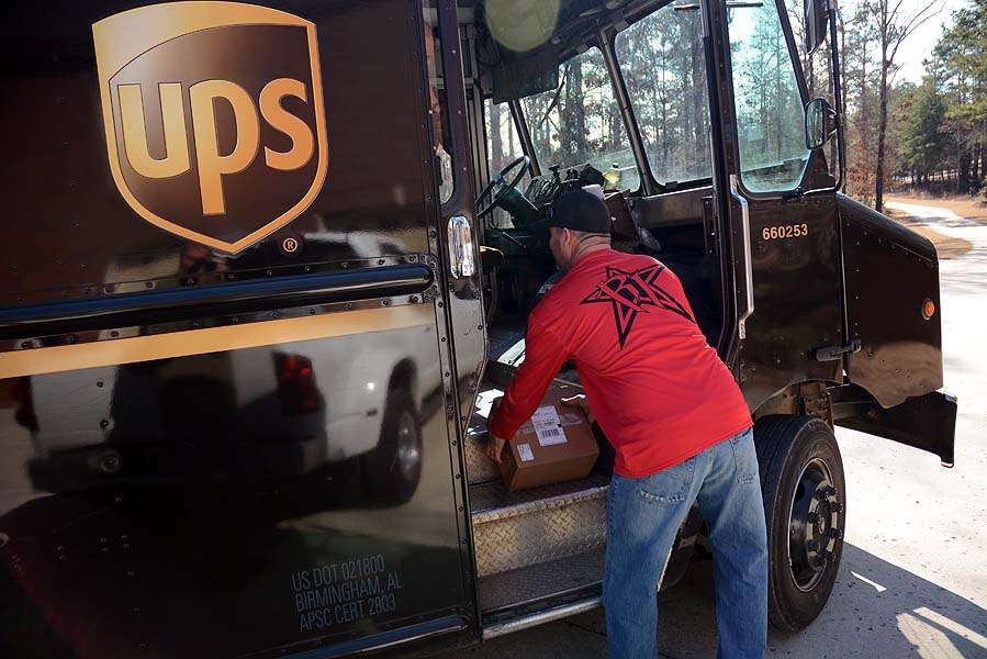 Contemplation about the season is interrupted by the horn of a UPS truck. It brings Swindle out of the cave to accept another delivery. Inside the package is the latest tackle for unpacking inside the man cave and loading in the boat. 