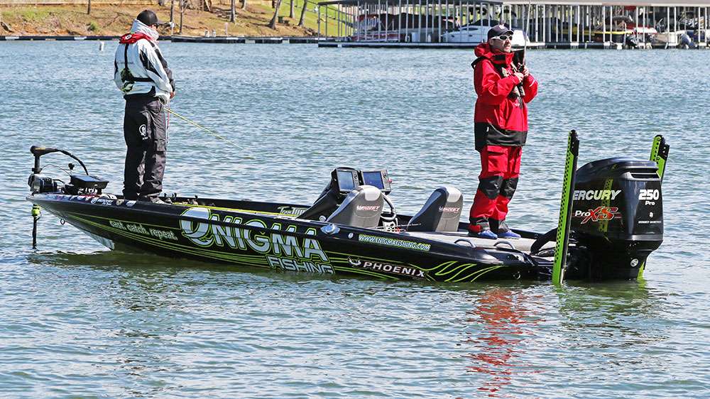 Not too far up the lake, Enigma custom rod builder Jesse Tacoronte and his co-angler Scotty Allen are working a mid-lake hump, one that they caught a few fish from just a few minutes earlier. 