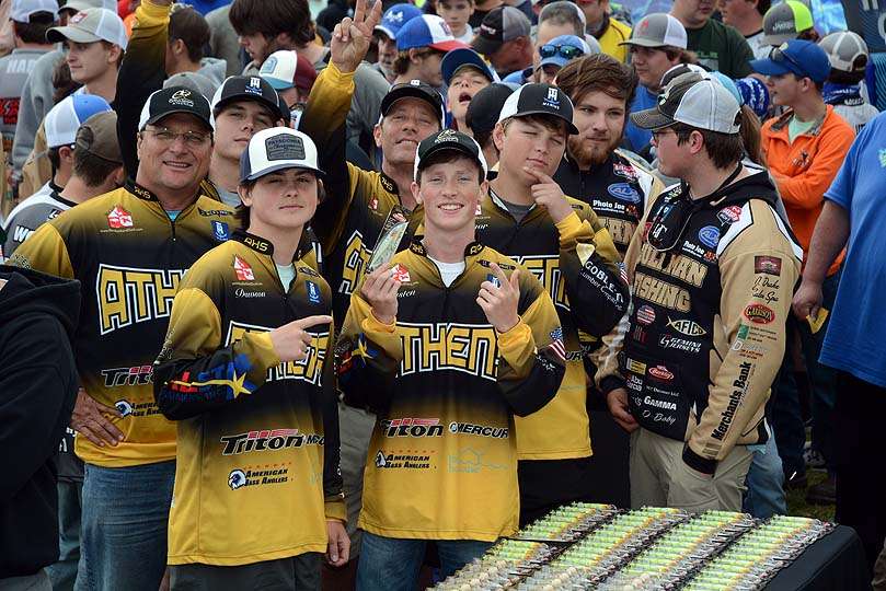 The team from Athens, Ala., High School is the first in line to choose from the Berkley crankbaits and go through Sponsor Alley. 