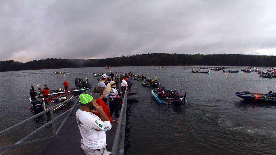 The second event in the Bass Pro Shops Bassmaster Southern Open series has 178 boats with pros and co-anglers paired together. 