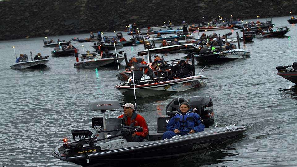  The tournament is now a two-day event after yesterdayâs postponement of Day 1. The full field of 178 boats will compete both days. 