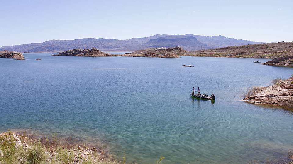 We headed across the lake and found Cy Floyd and Kyle Sittman of Eastern Washington as they tried to probe Lake Mead for more keepers. You canât get much more picturesque of a fishery than what Mead provides.