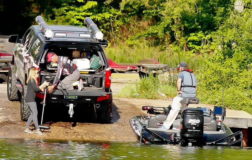 Swindle's wife LeAnn had driven to the ramp with a new trolling motor in the truck. 