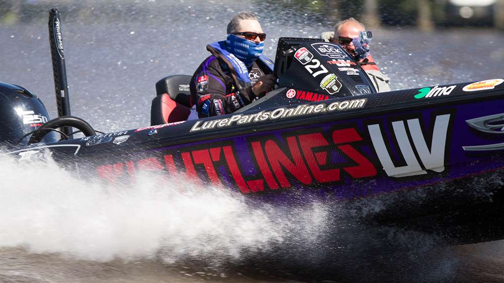 âMan, thatâs a toss up between several different jigs. But, Iâd have to say that a Lure Parts Online Backstroke swim jig is one of my all-time favorites. Iâll throw that on a 7-foot, 6-inch Castaway Swim Jig rod paired with a Team Lewâs Lite baitcaster in a 7.5.1:1 gear ratio. Itâs necessary to have a high-speed reel when swim jig fishing.â