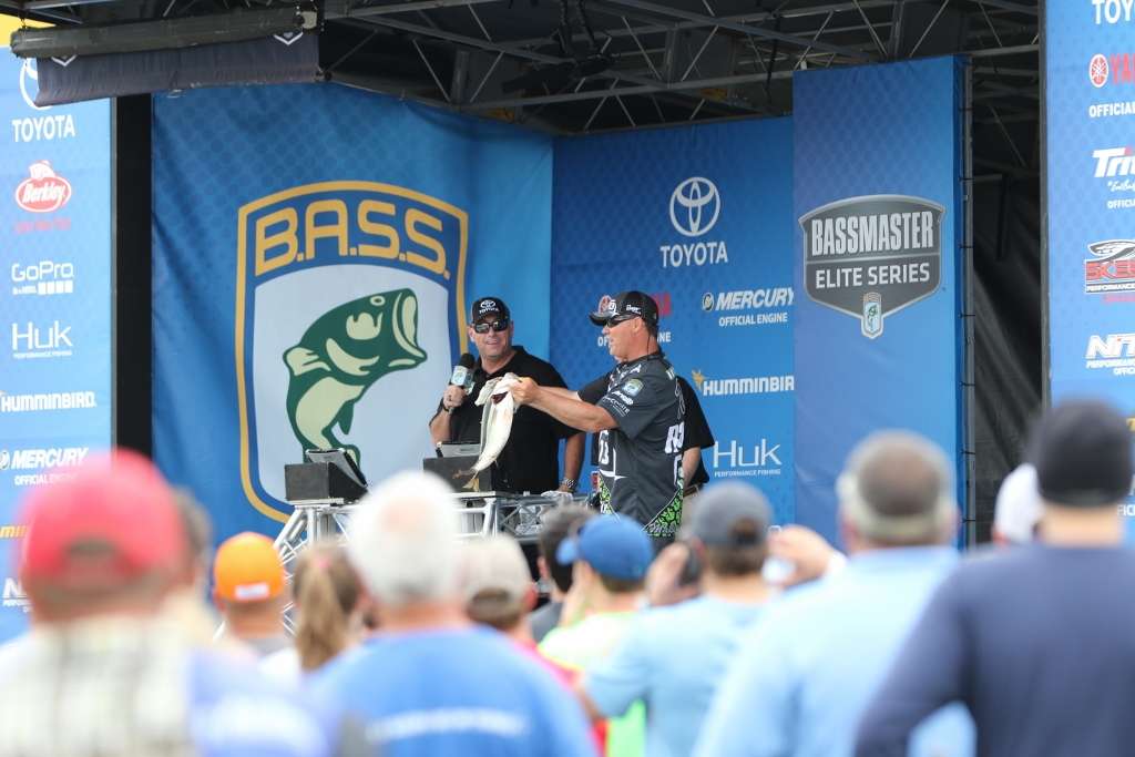 The top anglers weighed in back-to-back. Dave Lefebre shows the crowd his impressive catch...