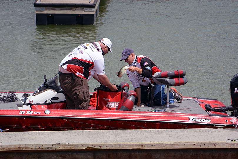 A boater and non-boater fish together. The boater can weigh 5 bass and his partner can bring 3 fish to the scales. 